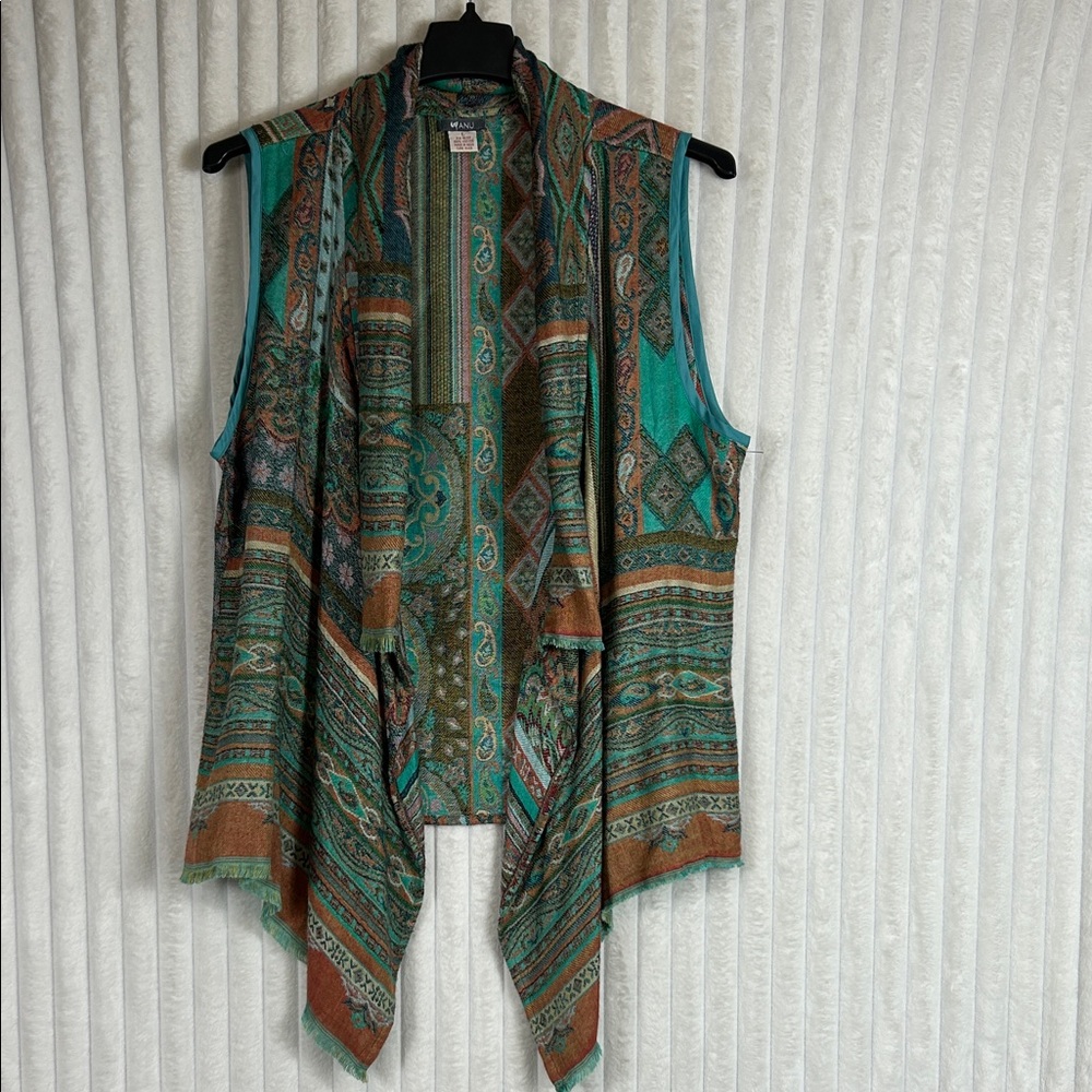 ANU boho cowgirl floral Paisley, print high low eyelash fringe open front vest L